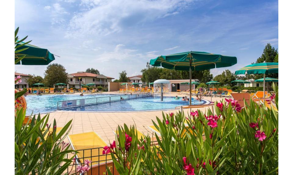 residence GIARDINI DI ALTEA: swimming-pool