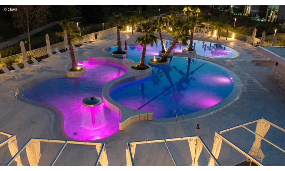 résidence PAREUS BEACH RESORT: piscine