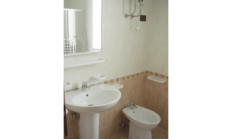 residence AI FAGGI: fürdőszoba (példa)