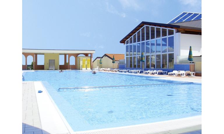 residence LA QUERCIA: swimming-pool