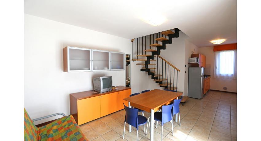 residence LA QUERCIA: B5V - living room (example)