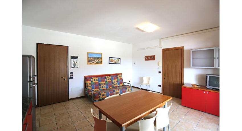 Residence LA QUERCIA: C7 - Wohnzimmer (Beispiel)