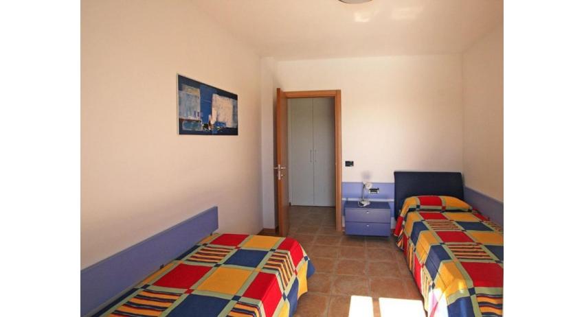 residence LE GINESTRE: C7 - bedroom (example)