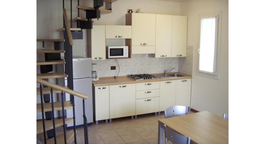 residence VILLE AI PINI: B5/V - kitchenette (example)