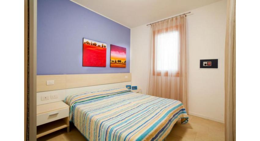 residence VILLAGGIO A MARE: C6/IR - double bedroom (example)